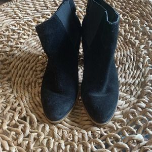 Lucky brand black suede booties 8.5